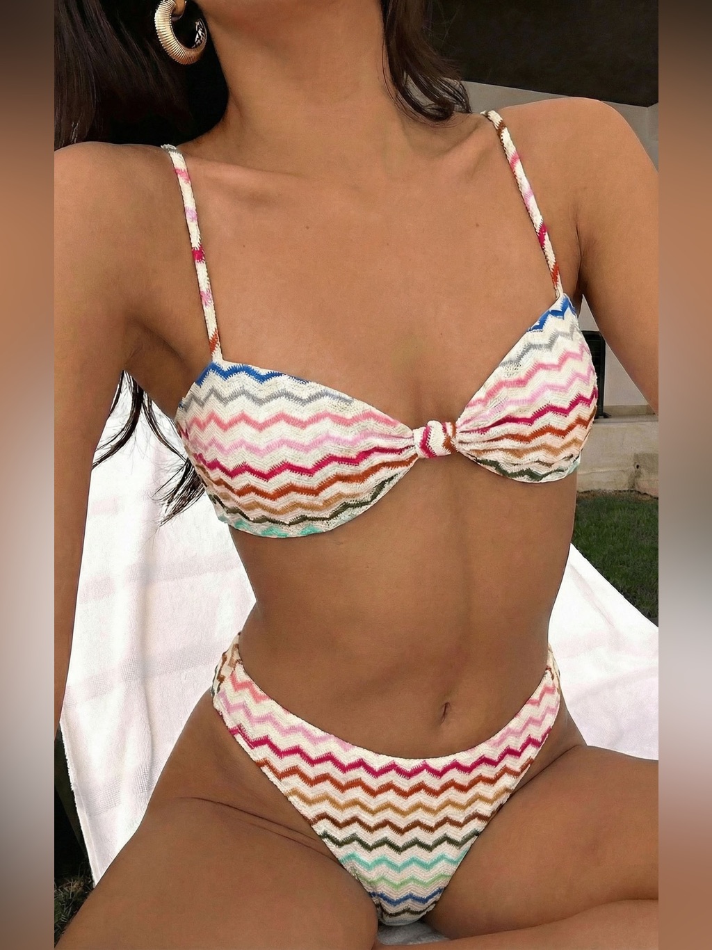New Show Me Your Mumu Tides Bikini Top Size Large L Swim Rainbow Zigzag Crochet
